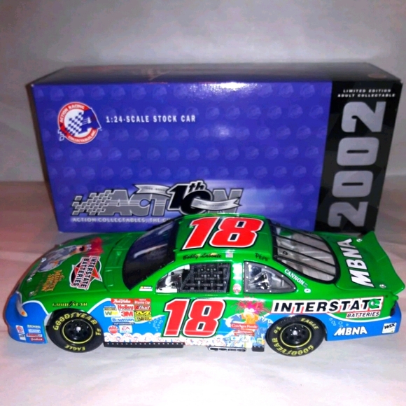 Bobby Labonte Muppets Race Car Nascar - Picture 4 of 6